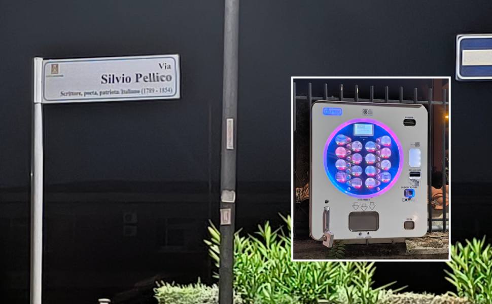 via silvio pellico rende distributore profilattici