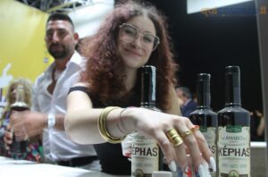 Vino, gusto e brindisi sotto le stelle. Seconda giornata da tutto esaurito per il "Vinitaly and the City" - FOTO 87 vinitalty35