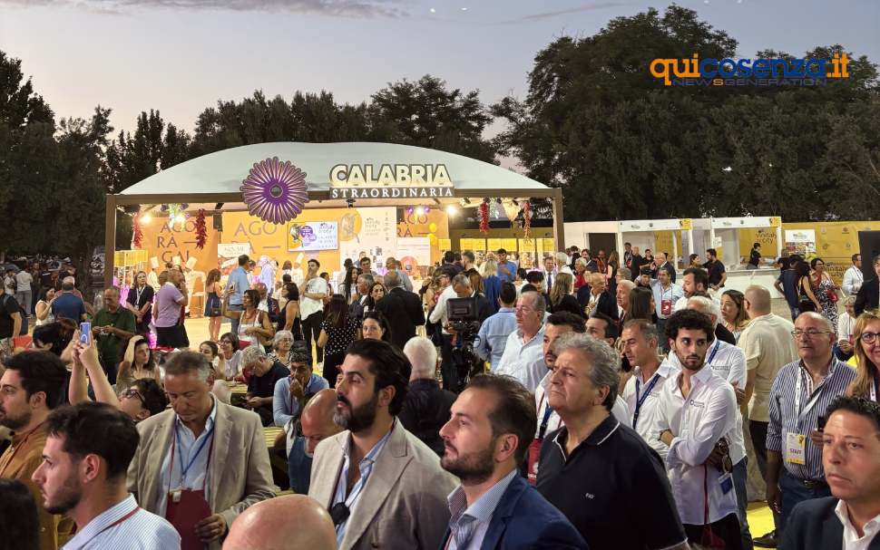 Tra vino e cuore: cosa resta del Vinitaly and the City a Sibari 66 vinitaly and the city foto Francesco Ciardullo 03