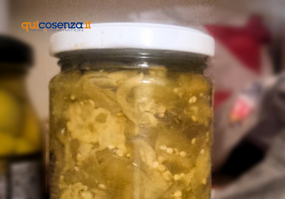 Emergenza botulino, salgono i ricoveri a Cosenza: l'Asp emana un vademecum per prevenire i rischi 56 Conserve