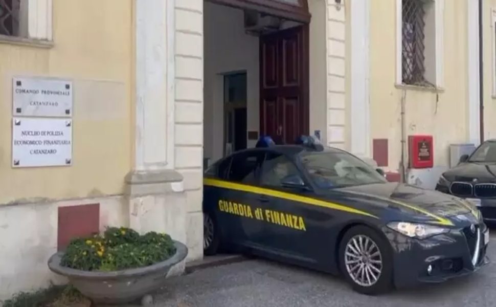 Indagati tour operator Guardia di Finanza