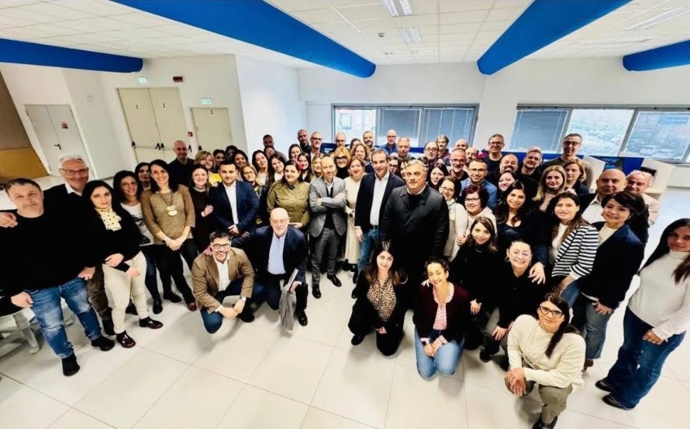 Occhiuto vertenza Abramo Customer Care