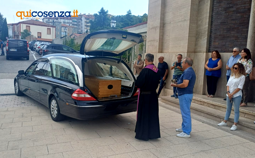 La salma di Padre Fedele ad Acri, dove iniziò il suo cammino di sacerdote e missionario 60 Padre Fedele Dipignano