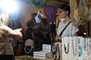Altomonte in festa: musica, spettacoli, gastronomia e artigianato. In migliaia alla Notte Bianca 2025 - FOTO 77 altomonte19