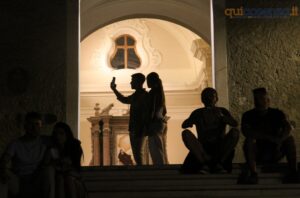 Altomonte in festa: musica, spettacoli, gastronomia e artigianato. In migliaia alla Notte Bianca 2025 - FOTO 57 altomonte30