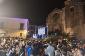 Altomonte in festa: musica, spettacoli, gastronomia e artigianato. In migliaia alla Notte Bianca 2025 - FOTO 67 altomonte5