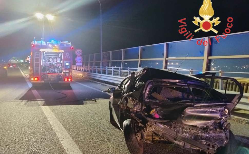 incidente ss 106 var catanzaro