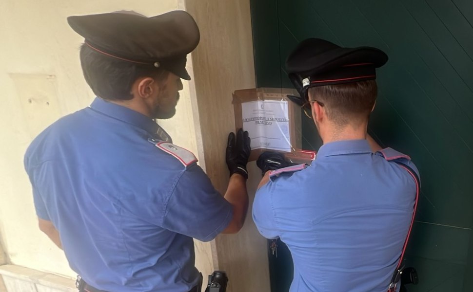 sequestro studio dentistico abusivo