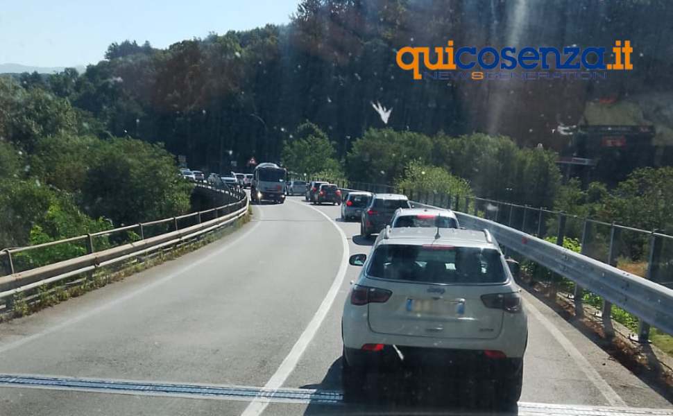 traffico 107 rende verso cosenza