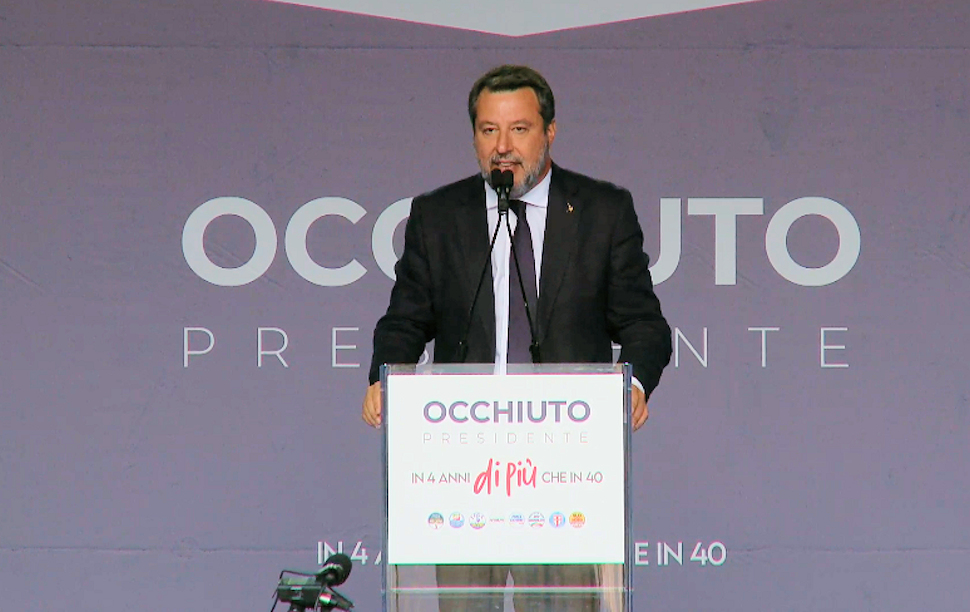 Salvini a Lamezia "investito 22 miliardi in Calabria. Il ponte dello Stretto si farà e non ci fermeranno" 82 Salvini