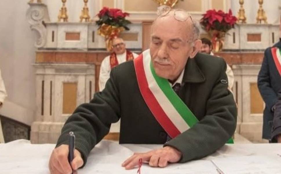 Lutto a Francavilla Marittima, la comunità piange la scomparsa del sindaco Gaetano Tursi 54 gaetano tursi francavilla marittima