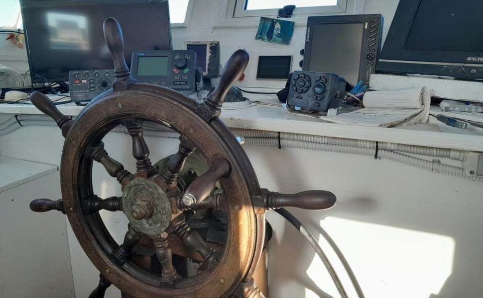 imbarcazione pesca narcotrafficante ndrangheta 02