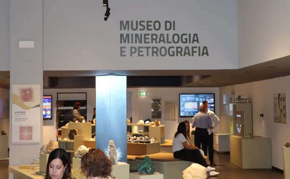 Unical: inaugurati nuovi musei hi-tech: Zoologia, Mineralogia e Petrografia. Esperienze immersive e realtà aumentate 76 inauguraione museo mineralogia petrografia 07