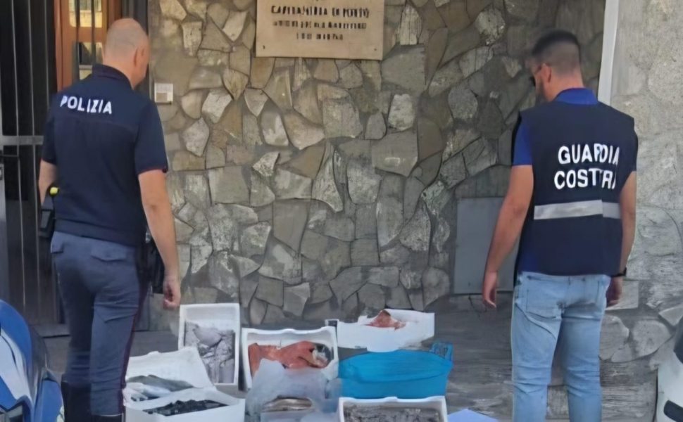 sequestrati 57 kg pescato