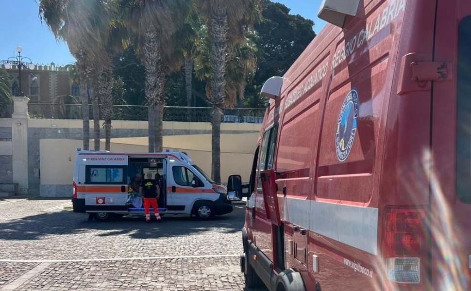 sommozzatori vigili fuoco e ambulanza 118 02