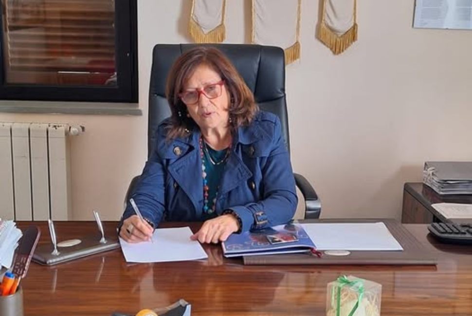 Buonvicino sindaca dimissioni