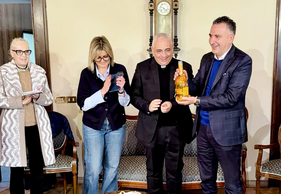 Castrolibero accoglie il nuovo parroco: è Don Enzo Gabrieli: «una guida per la nostra comunità» 52 Don Enzo Gabrieli Mendicino