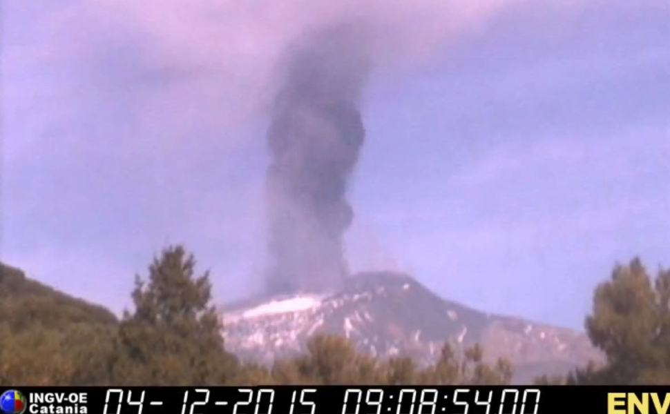 Etna_2015_ionosfera_2