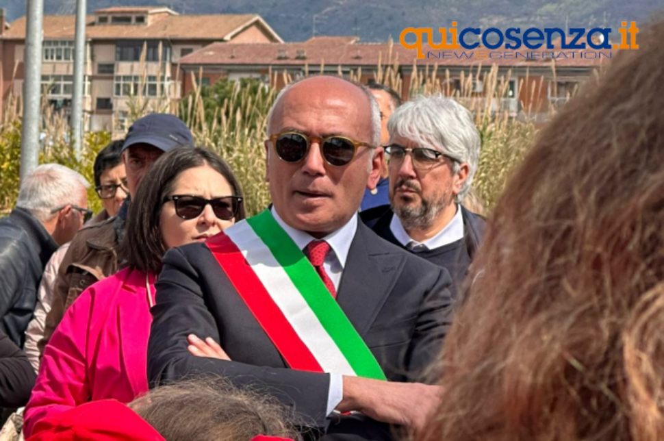 Cosenza ed il rapporto 'Ecosistema urbano', la minoranza contro Caruso: «Si prende meriti che non ha» 51 Franz Caruso 1