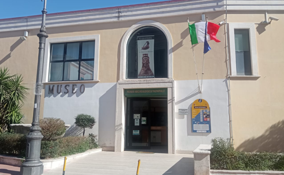Crotone e Sibari, la scuola entra nei musei: al via i laboratori didattici per studenti 52 Museo Archeologico nazionale Crotone
