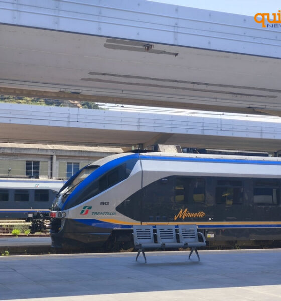 Treno Cosenza Stazione ferroviaria Vaglio Lise