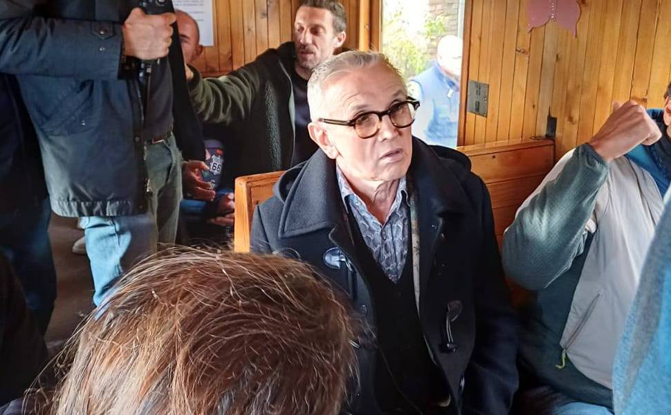 Bruno Barbieri, “4 Hotel” racconta la Sila tra gusto, accoglienza e natura: “si mangia da Dio” 52 bruno barbieri treno sila 01