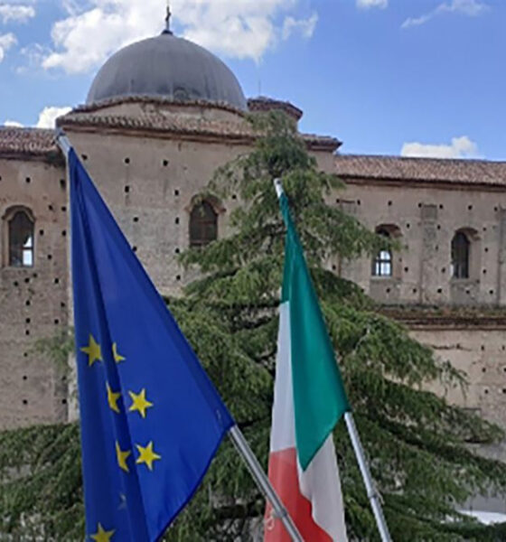 frascineto_comune_bandiere