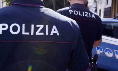 poliziotti