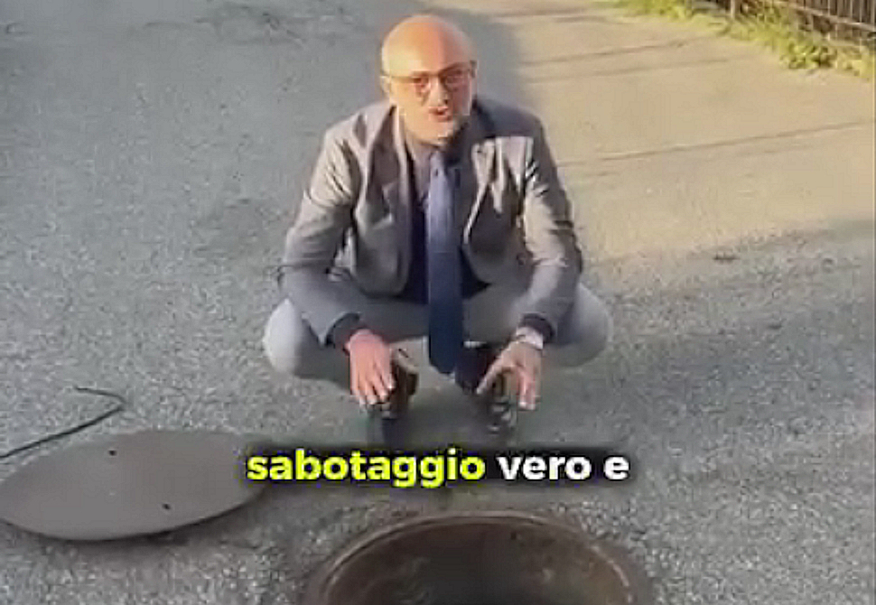 Montalto Uffugo, video-denuncia del sindaco Faragalli "sabotata una condotta dell'acqua. Vi troveremo" 51 Faragalli sabotaggio rete idrica