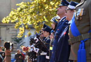 Festa delle Forze Armate a Cosenza: unità e commemorazione in piazza della Vittoria 56 Festa Forze Armate Cosenza11