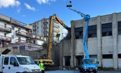 Paola, palestra dell'Istituto tecnico_demolizione