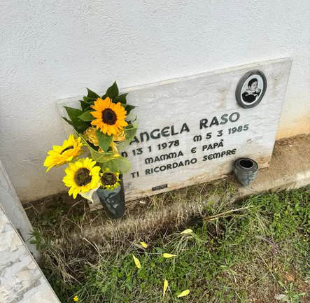 Donnici, sepoltura bimba: dopo l'appello della mamma interviene il sindaco: “migliorare servizi cimiteriali” 52 angela raso - silvana filice