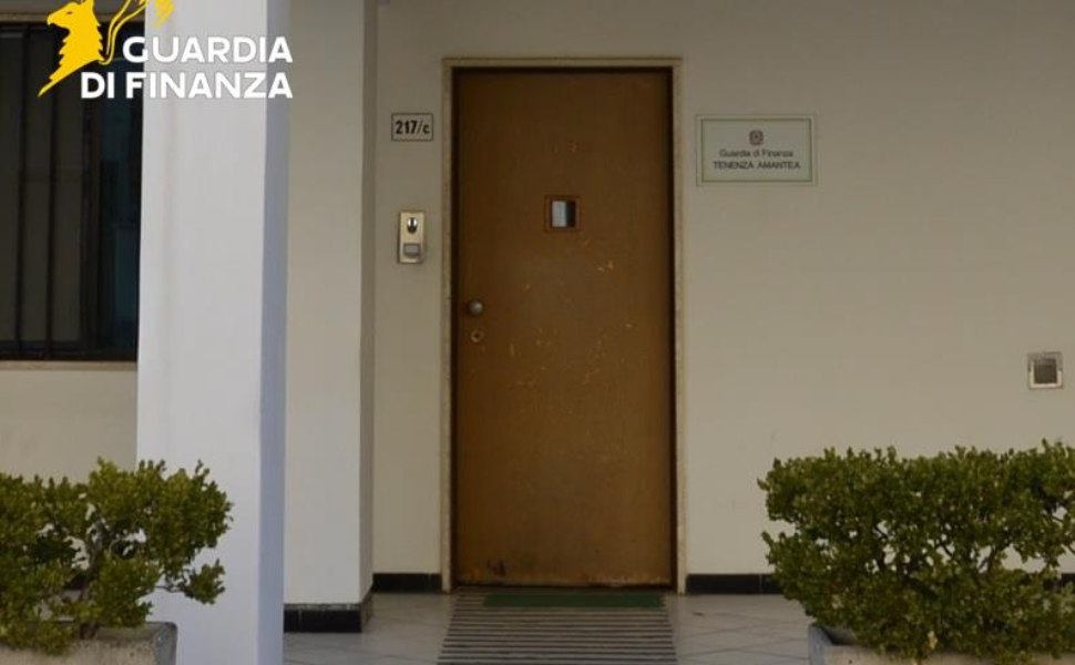Amantea: maxi inchiesta su false fatturazioni per 88 milioni e bancarotta fraudolenta da 26 milioni 51 maxi inchiesta guardia finanza amantea