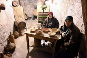 Morano Calabro come Betlemme: al via la XIV edizione del Presepe Vivente. La magia del Natale riabita il borgo 52 484330961 950079163905139 706701404040295230 n