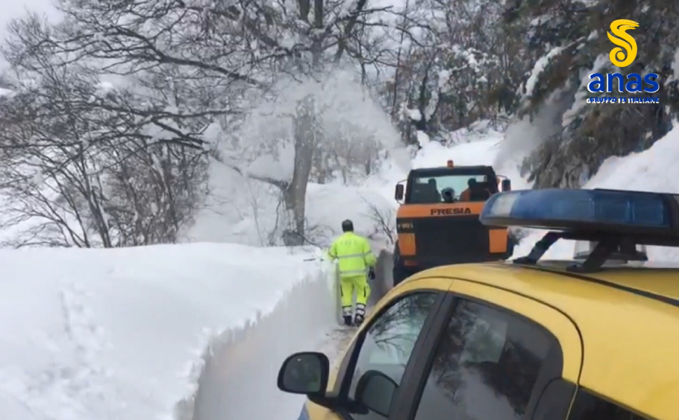 Avviato il "Piano Neve" di Anas: 2.800 persone e 2.200 mezzi pronti ad intervenire 52 Anas piano neve 01