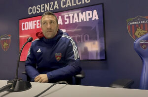 Cosenza battuto dal Monopoli, Buscè mastica amaro: "Peccato perdere così" 52 Cosenza Calcio Buscè Intervista post Trapani