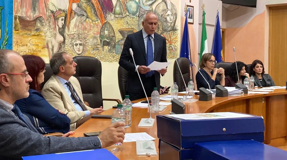 Crisi idrica Cosenza consiglio comunale 