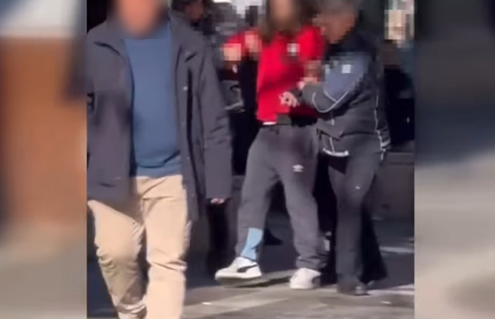 Cosenza: testata in faccia ad un vigile: 38enne ai domiciliari in attesa di una struttura di riabilitazione 51 Cosenza testata in faccia vigile urbano