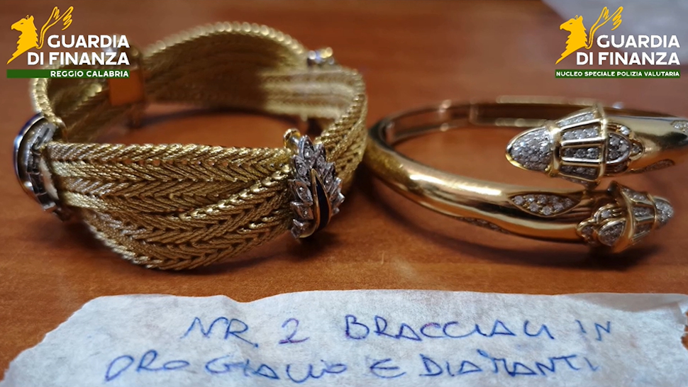 Diamanti lusso sequestro finanza
