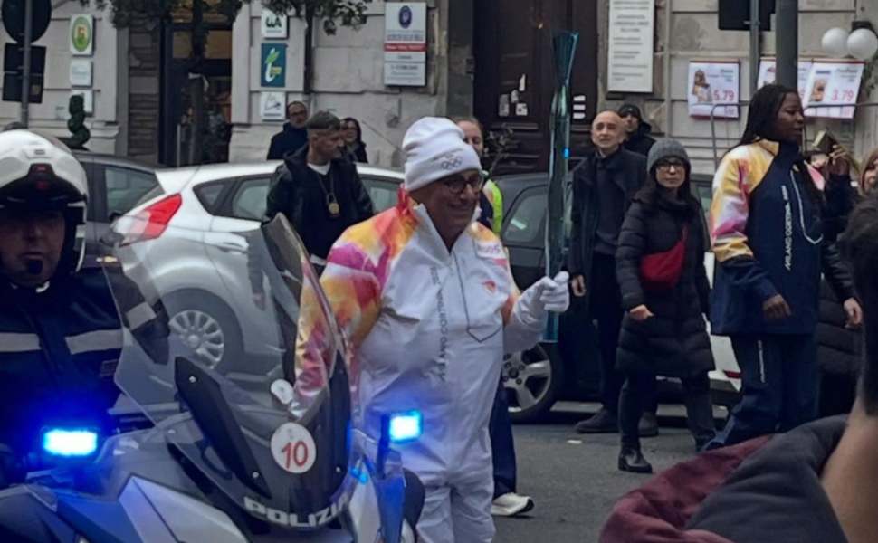 La Fiamma Olimpica è arrivata a Cosenza: ultima tappa del tuor in Calabria 52 Fiamma Olimpica Cosenza