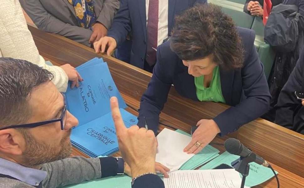 A Laino Borgo presto un'area per l'elisoccorso. Il sindaco: «Vogliamo accogliere in sicurezza» 52 Laino Borgo elisoccorso