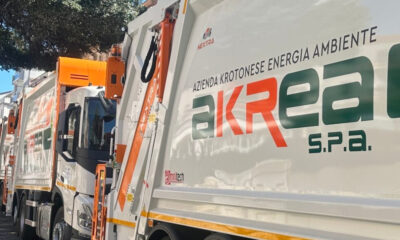 Mezzi Akrea Rifiuti Crotone