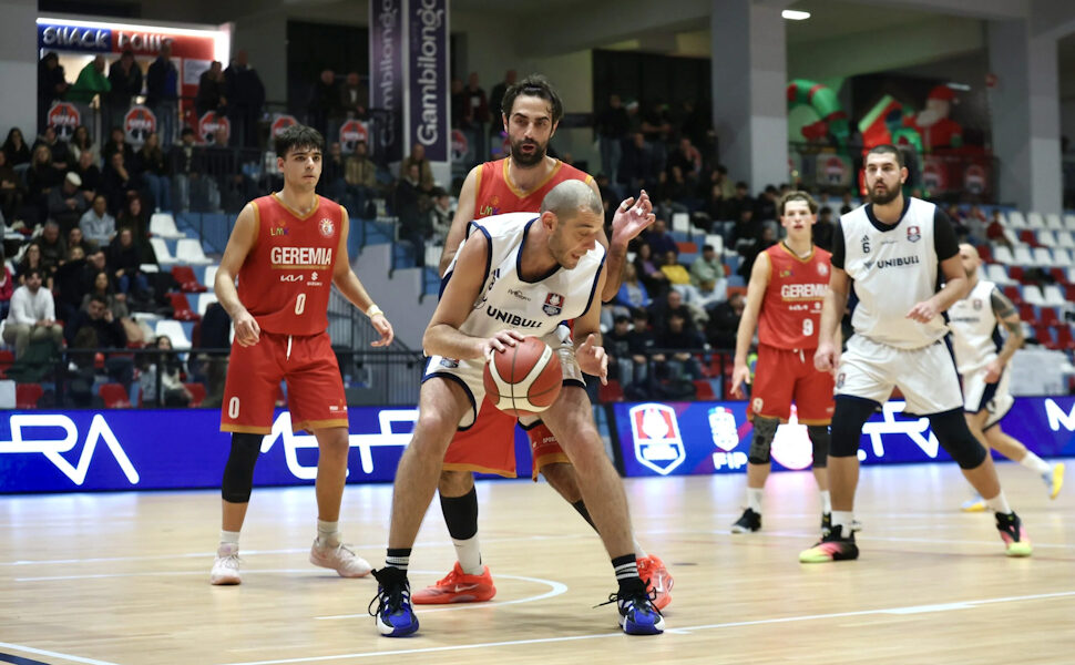 Pirossigeno Cosenza Basket