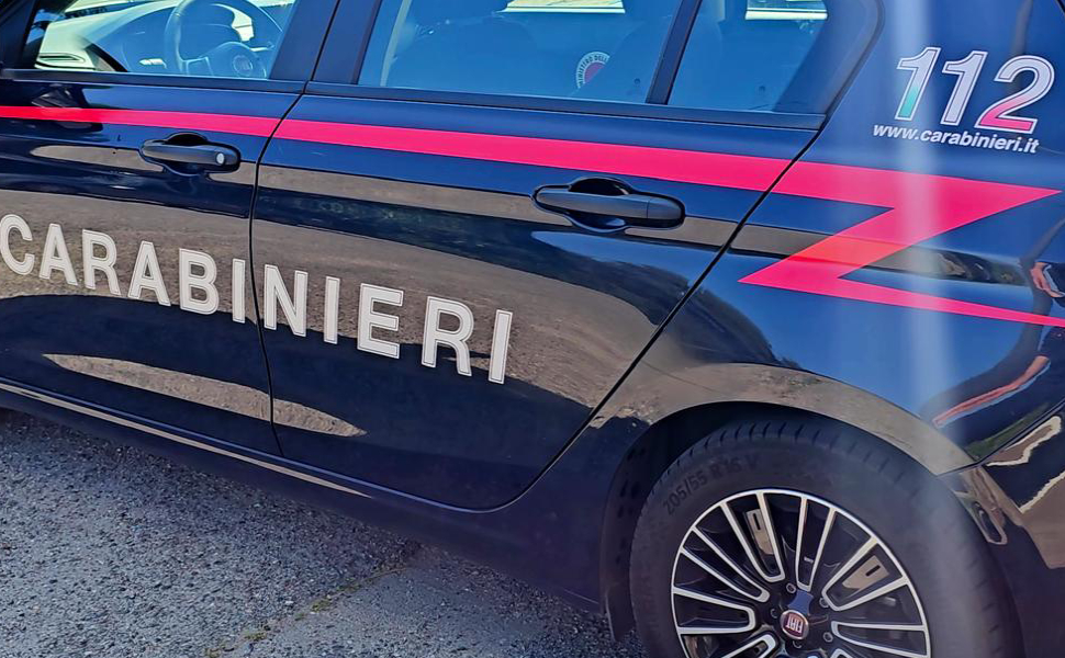 carabinieri - agenzia scommesse uomo sparatoria