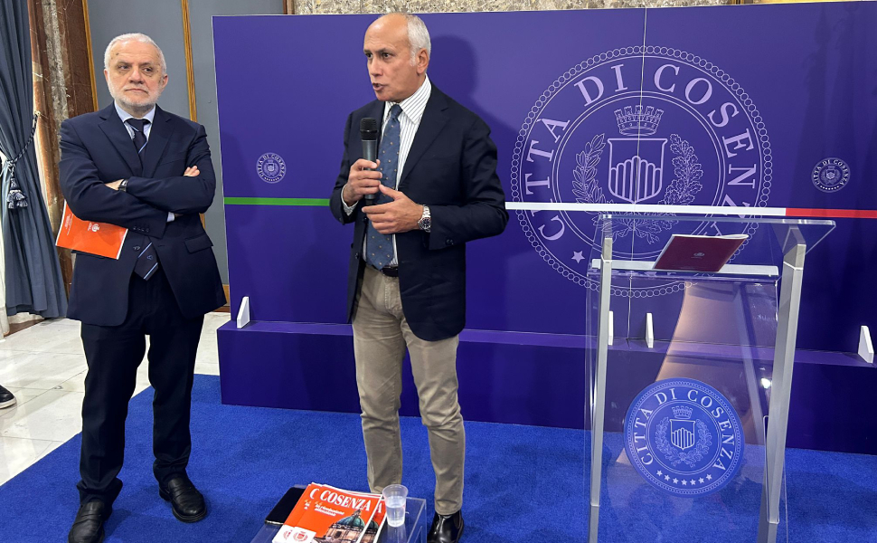 caruso incontro stampa natale bilancio