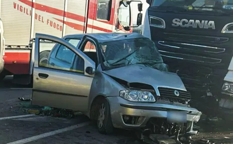 Bivio di Cerchiara, appello dopo l’ennesimo e tragico incidente: «serve subito una rotonda» 52 incidente cerchiara sp 263
