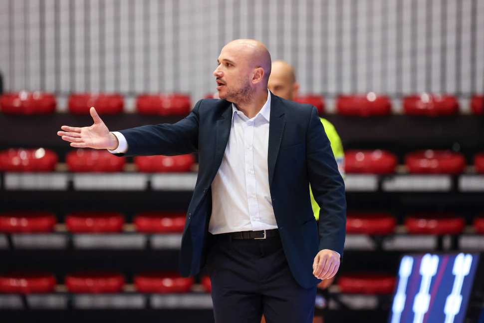Futsal Serie A, la Pirossigeno Cosenza ha deciso: esonerato il tecnico Alfredo Paniccia 51 Alfredo Paniccia