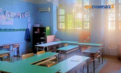 Aula-classe-scuole-elementare-Cosenza