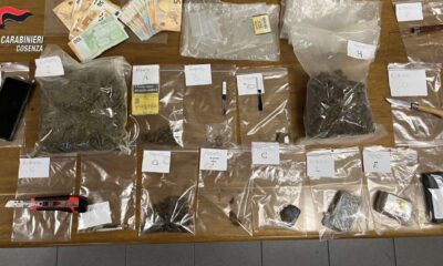 Blitz antidroga carabinieri cosenza un chilo hashish marijuana