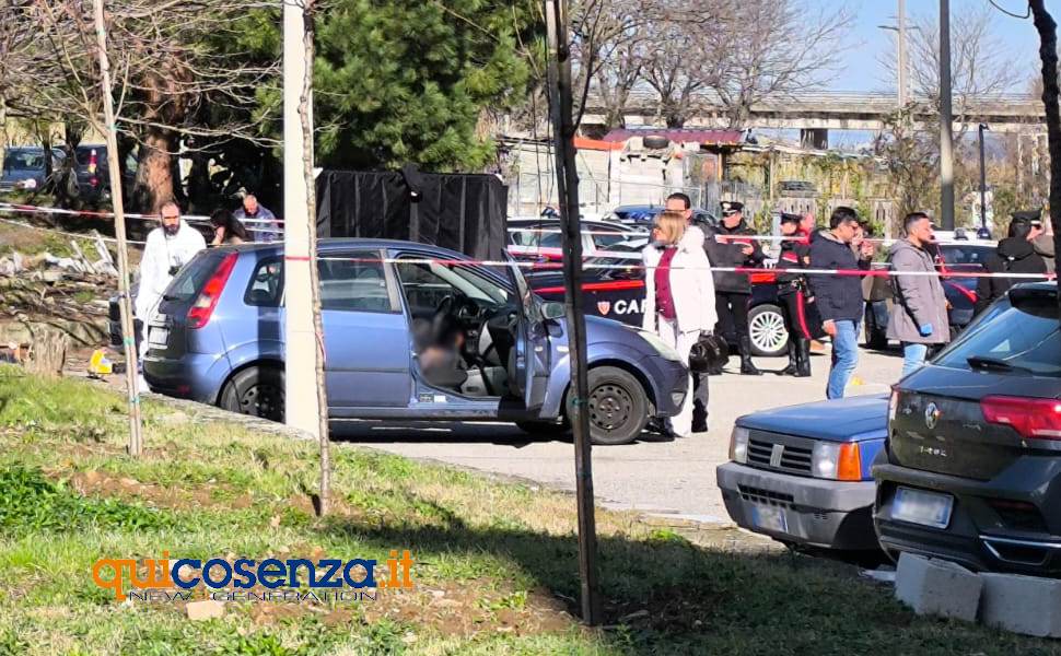 Cadavere via popilia auto cosenza 07